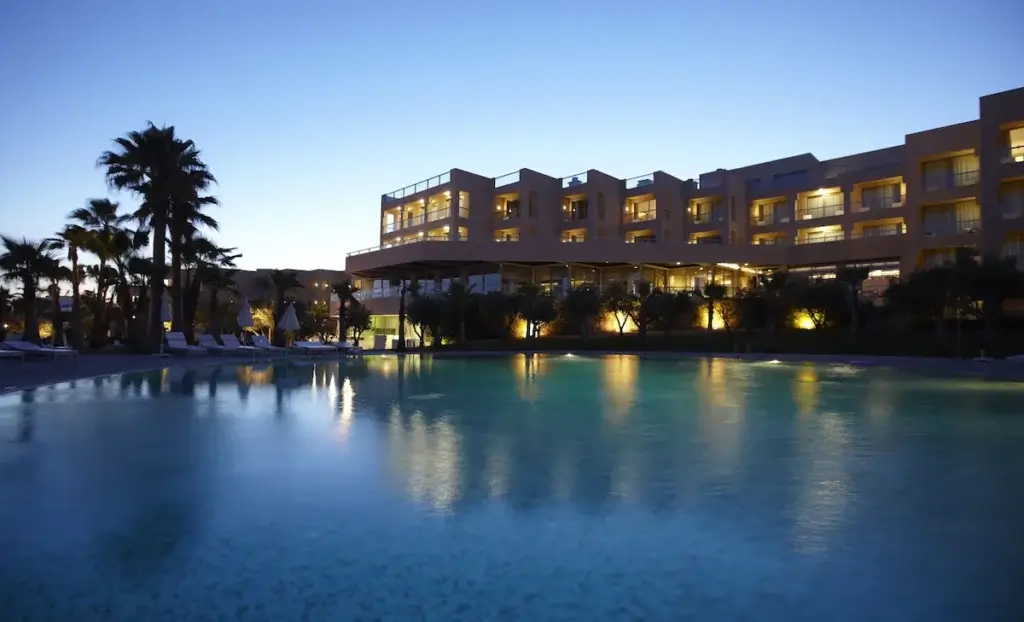 Nau Sao Rafael Suites Outside